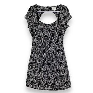 Deletta Caledonia Sweater Dress by Anthropology 
Size S Jacquard